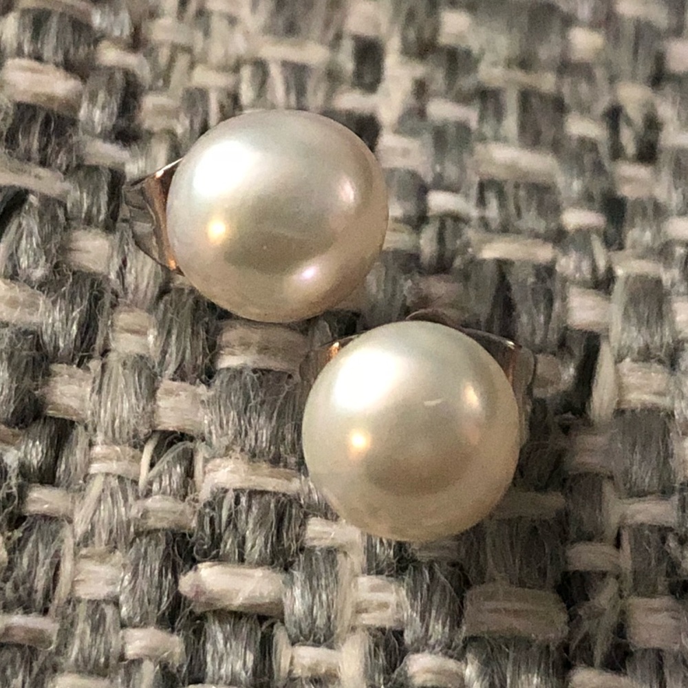 Freshwater Pearl Earrings